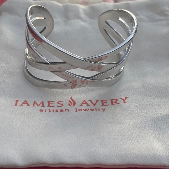 James Avery Retired cuff bracelet - Picture 4 of 10